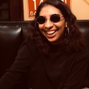 Meet your Posher, Evelyn